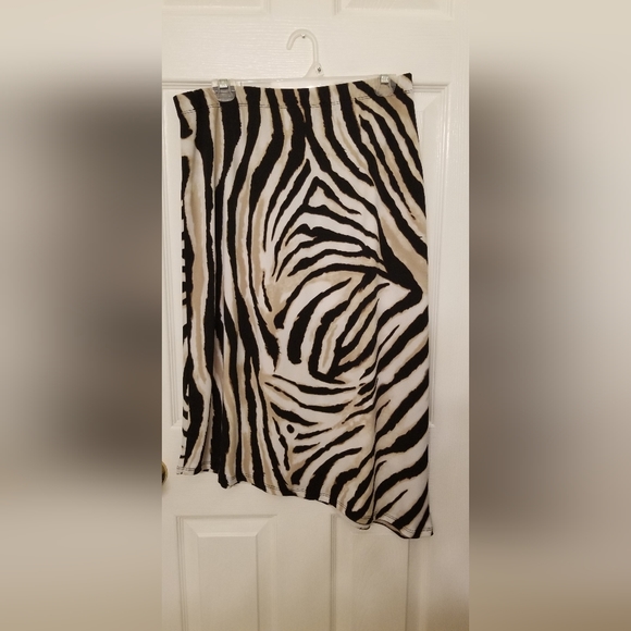ZEBRA ADA SKIRT